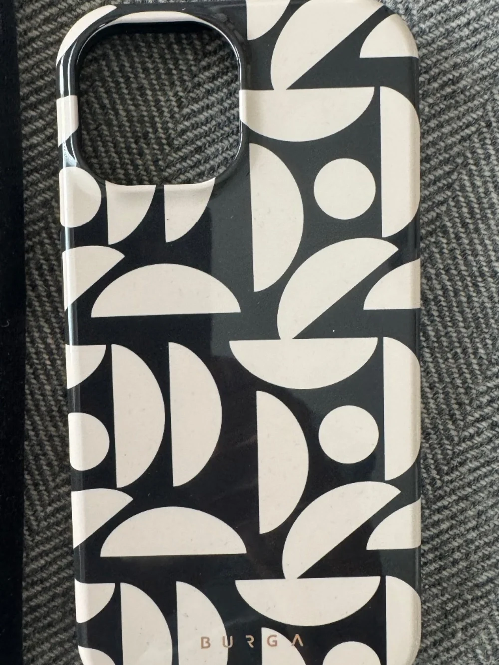 NWT, BURGA, DARLING 15 PRO MAX IPHONE COVER